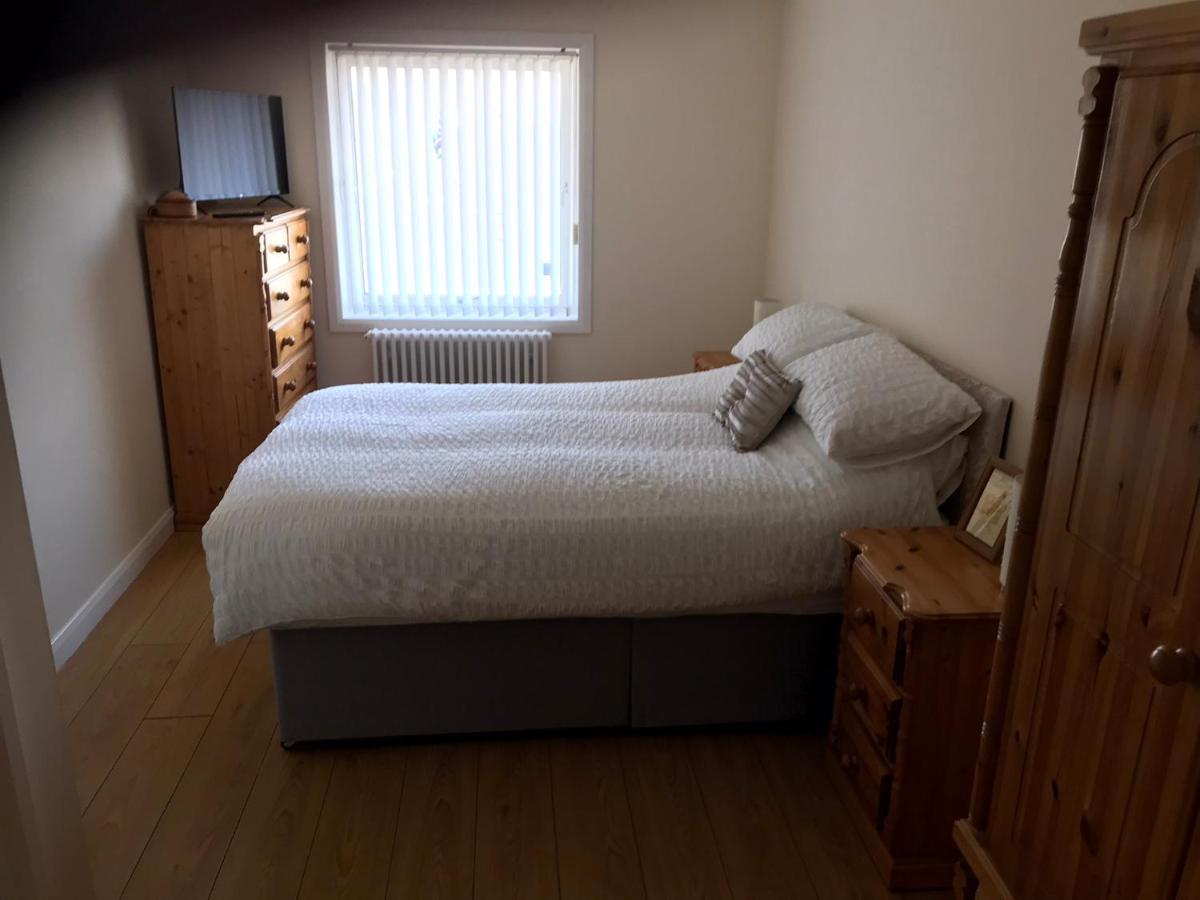 Beautiful 3-Bed Apartment In Gourock Esterno foto