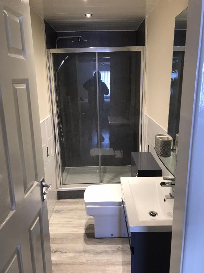 Beautiful 3-Bed Apartment In Gourock Esterno foto
